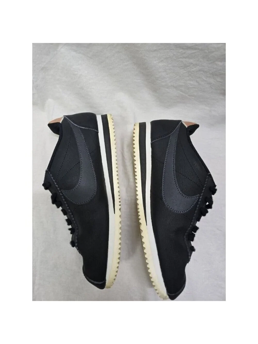 Nike Classic Cortez Leather Shoe Casual Lifestyle Sneaker AV4618-001 Women Sz 7